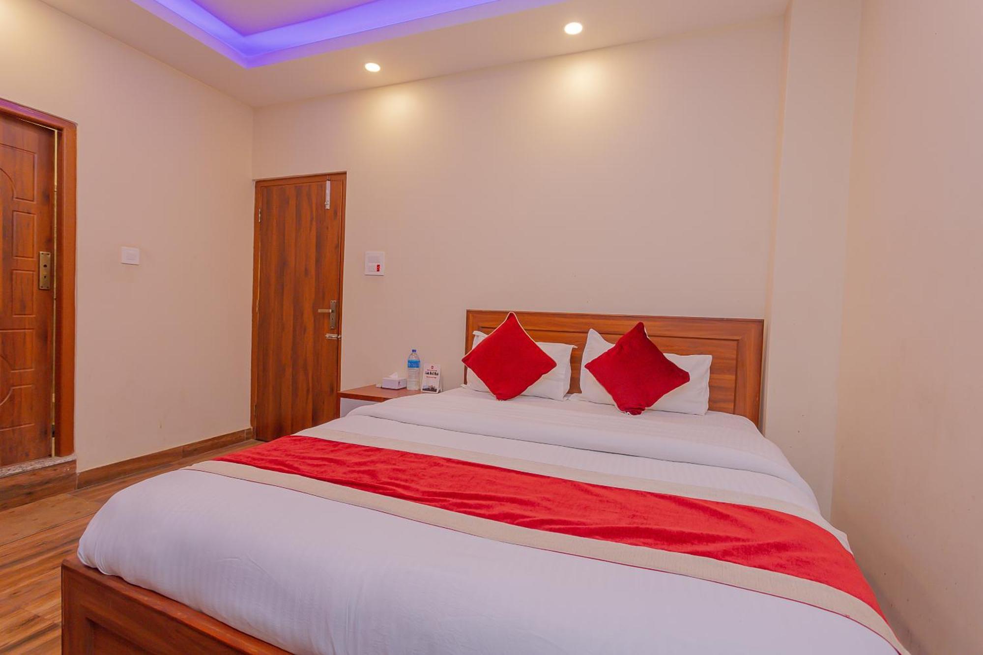 Oyo 799 Hotel Tik Tok Pvt Ltd. Katmandu Eksteriør billede