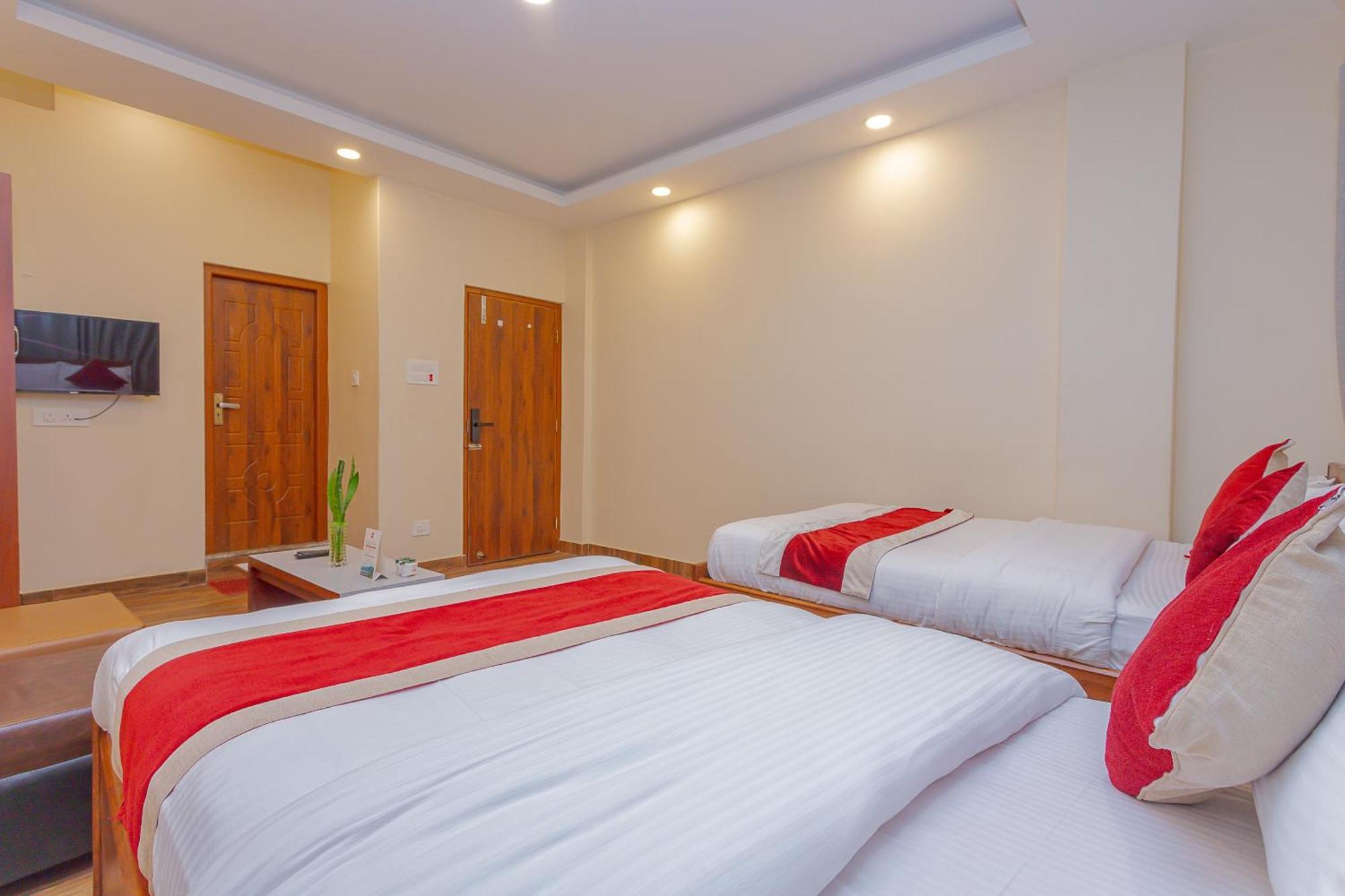 Oyo 799 Hotel Tik Tok Pvt Ltd. Katmandu Eksteriør billede