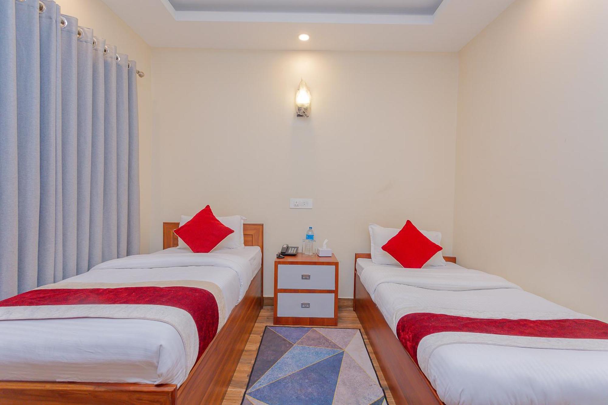 Oyo 799 Hotel Tik Tok Pvt Ltd. Katmandu Eksteriør billede