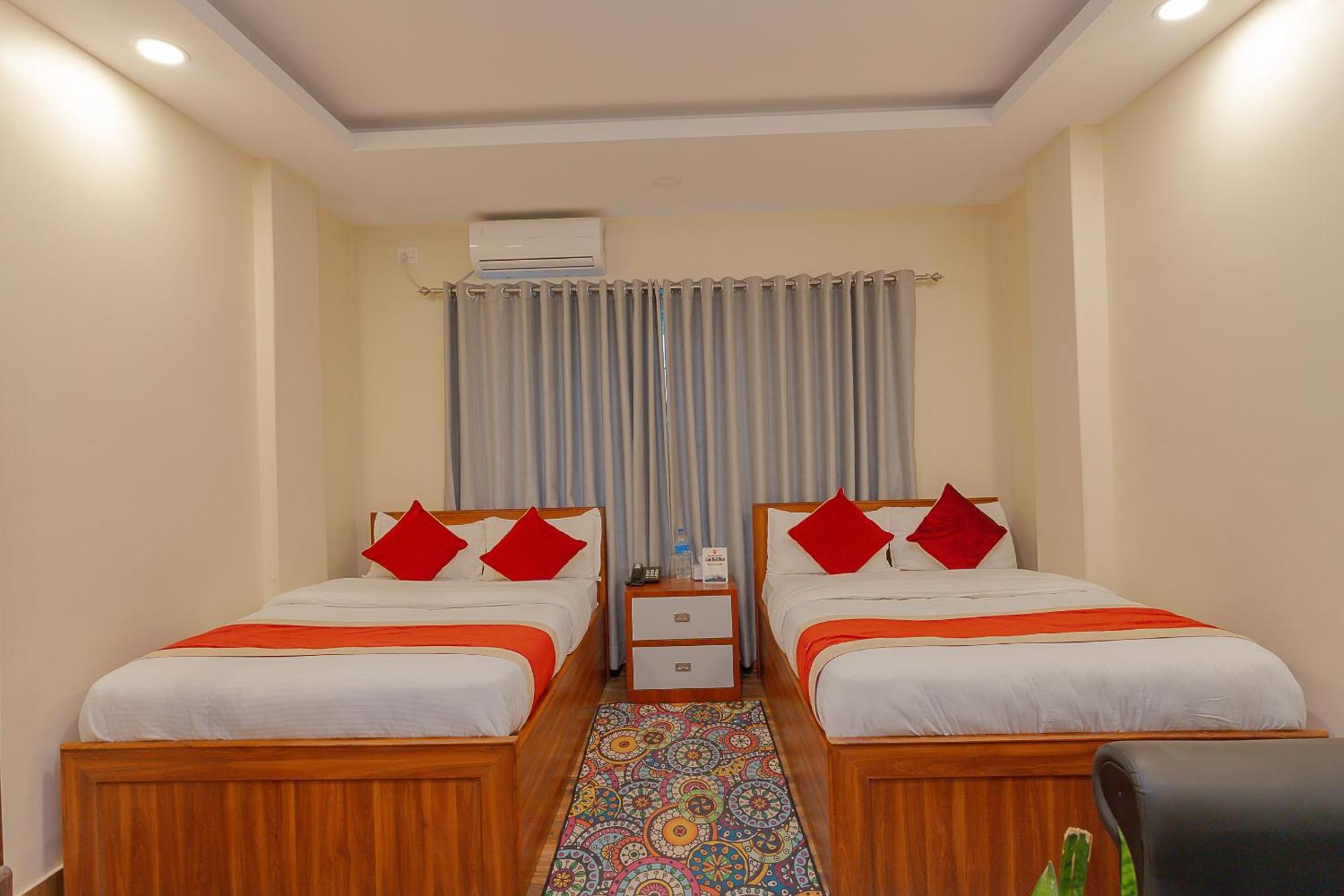Oyo 799 Hotel Tik Tok Pvt Ltd. Katmandu Eksteriør billede