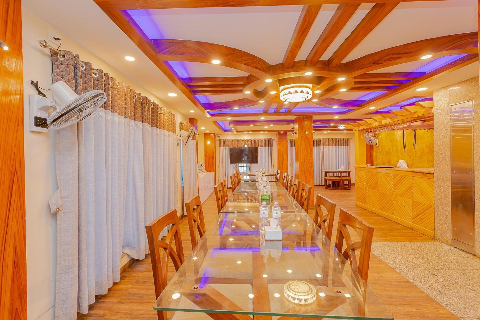 Oyo 799 Hotel Tik Tok Pvt Ltd. Katmandu Eksteriør billede