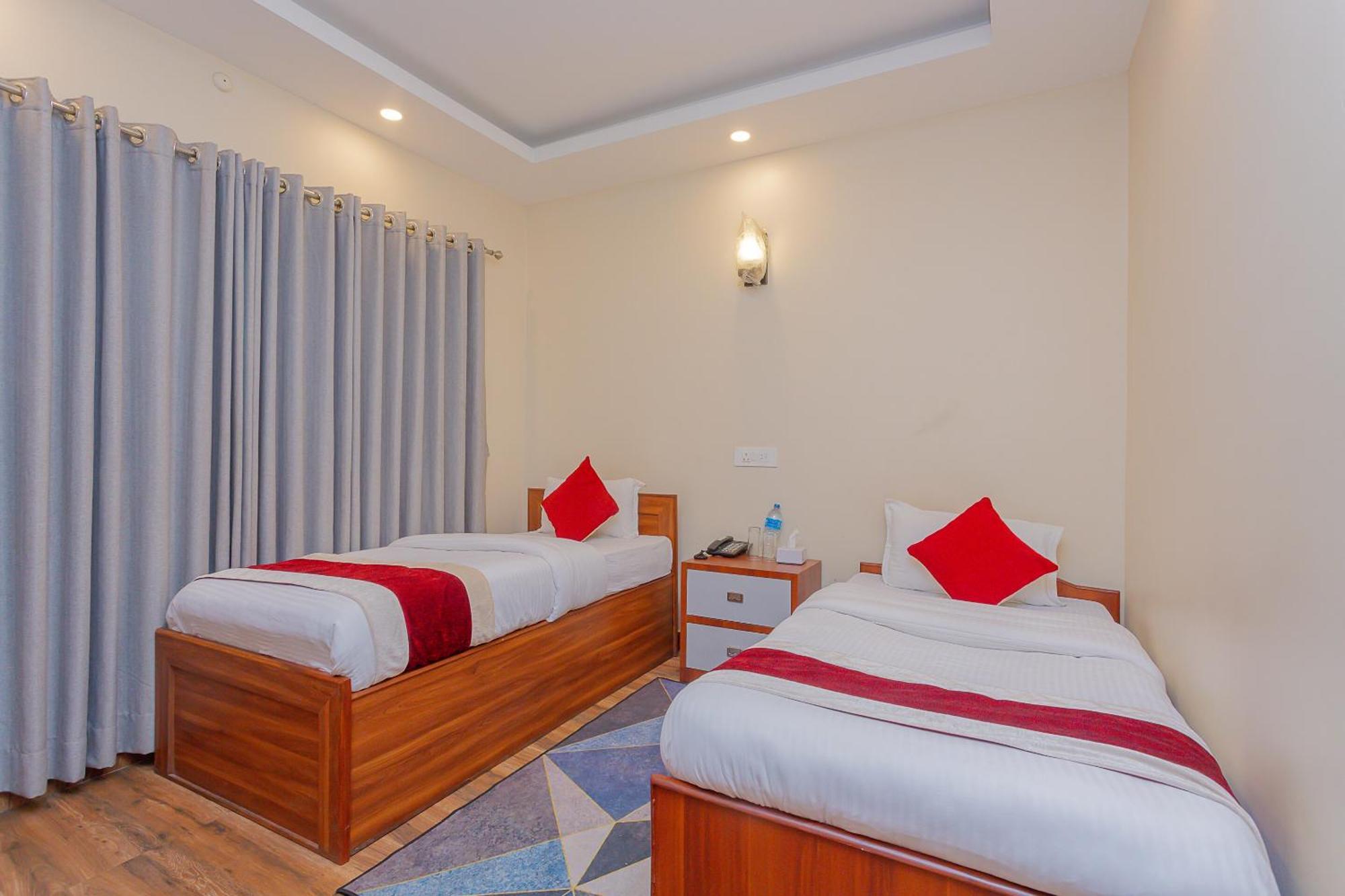 Oyo 799 Hotel Tik Tok Pvt Ltd. Katmandu Eksteriør billede